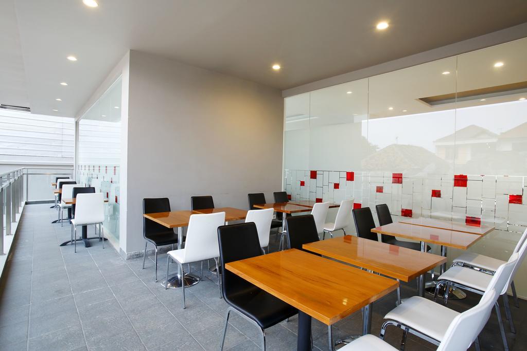 ג'קרטה Amaris Hotel Tebet מראה חיצוני תמונה